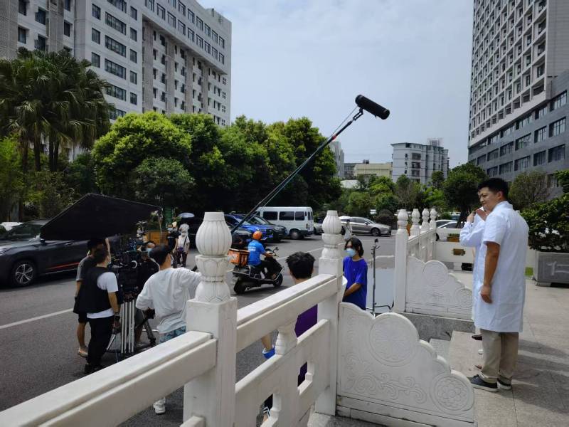 文成县广告片拍摄公司低成本实现高规格制作的诀窍